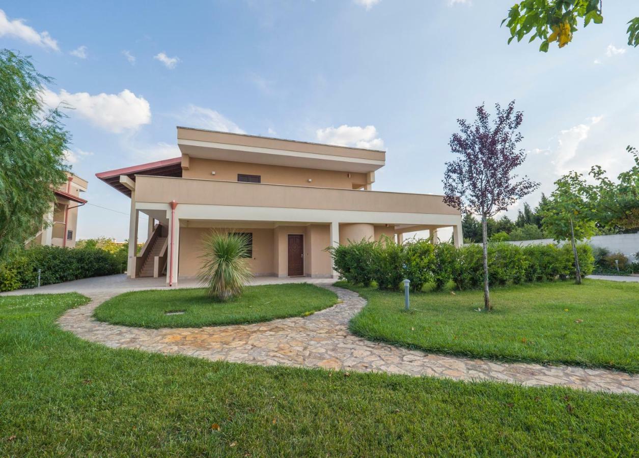 Villa Nel Cuore Del Salento San Donato di Lecce Exterior foto